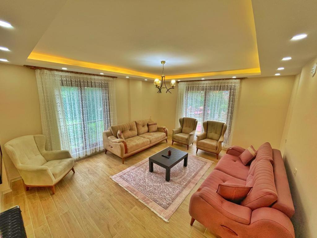 Zeren Pansiyon Kamalac Exterior photo